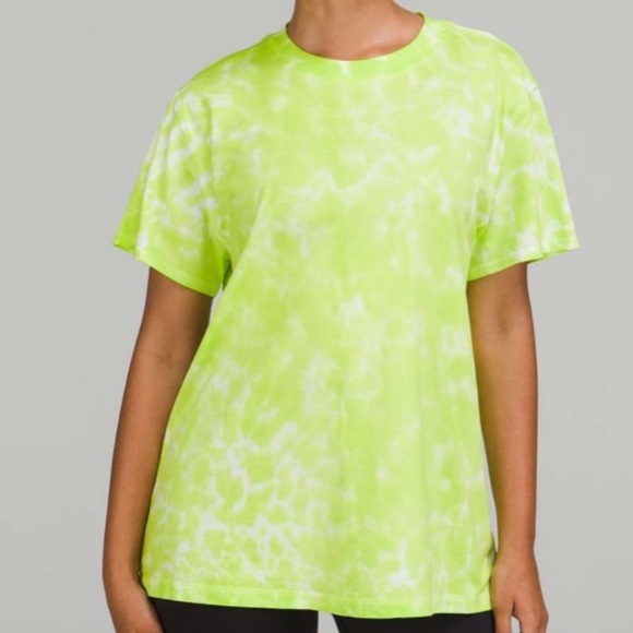 NWT Lululemon all yours tee - Picture 2 of 2